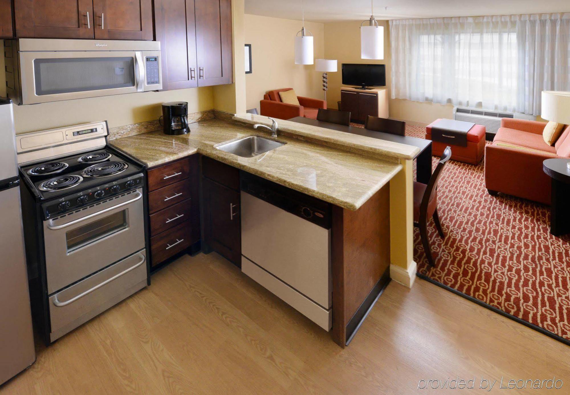 Towneplace Suites By Marriott Galveston Island Exterior foto